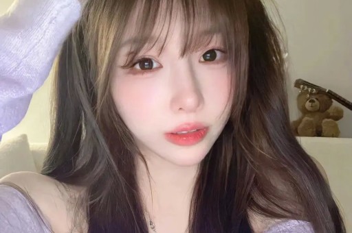 三山凌辉被曝出轨后毫不遮掩亲密姿态
