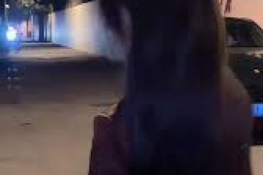 网红董宇辉卖假货求神保佑